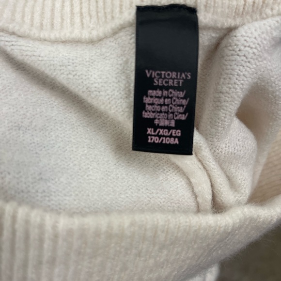 Victoria’s Secret pants with sparkles - Picture 7 of 7